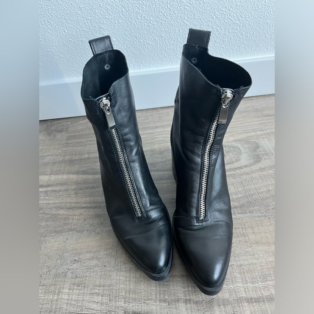 Zara Trafaluc Zipper Heeled Boots